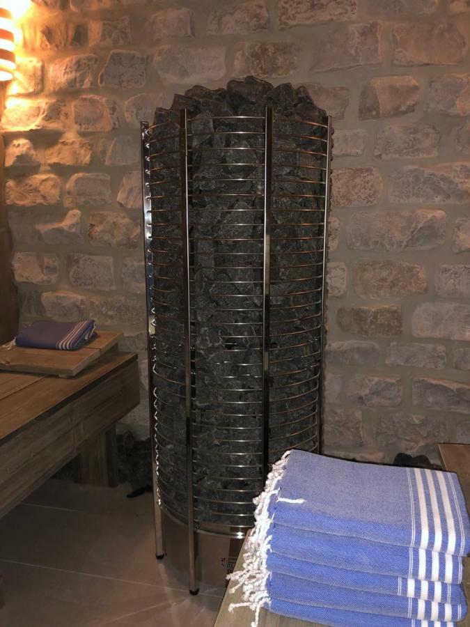 Villa Beline Direct Aan Zee, Verwarmd Zwembad En Sauna Tribanj-Kruscica Exteriér fotografie